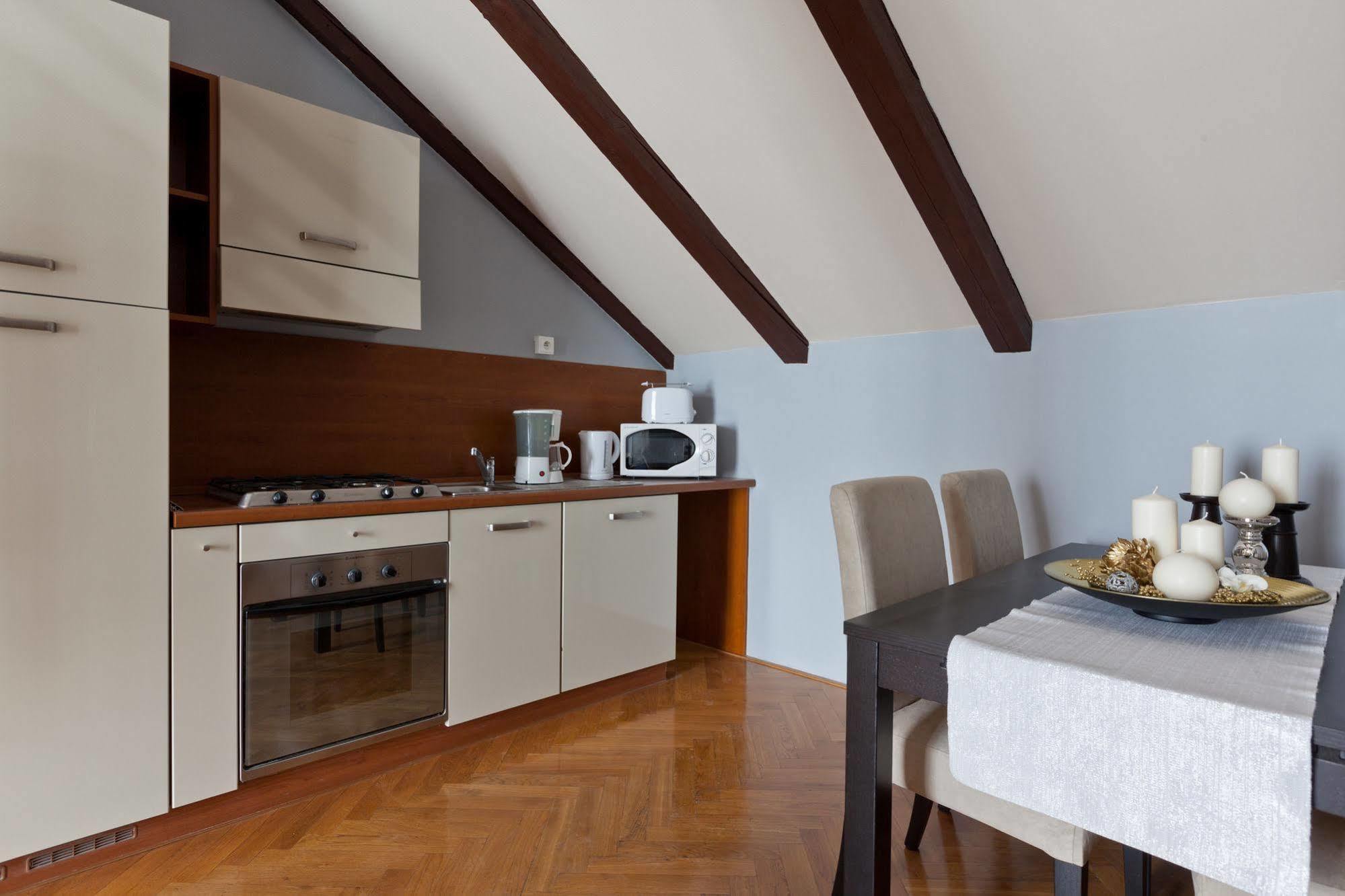 Prague Holiday Apartments Экстерьер фото